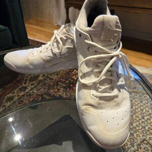 Mizuno wave volleyball shoes